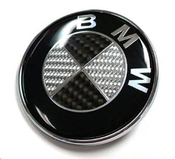 Эмблема БМВ карбон (64 мм), на двустороннем скотче - фото 18814