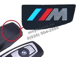 Наклейка БМВ M performance на оборотную сторону ключа - фото 24687