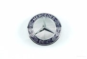 Эмблема на решетку Mercedes-Benz A2218170016